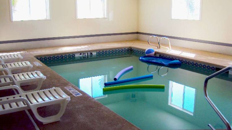 Americas Best Value Inn Green River Pool