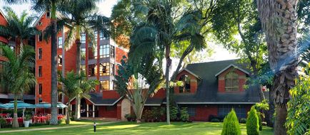 Kibo Palace Exterior