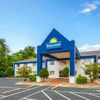 Days Inn & Suites Siler City
