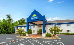 Days Inn & Suites Siler City