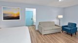 Days Inn & Suites Siler City Suite