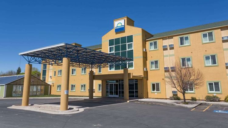 Days Inn Vernal Exterior