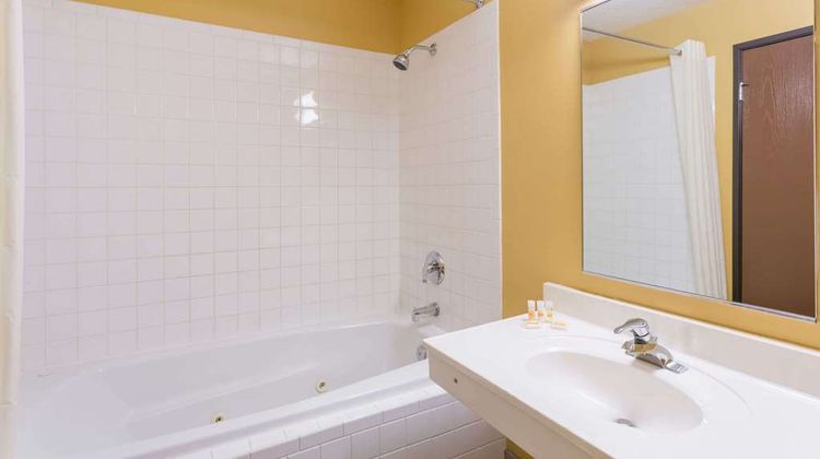 Days Inn Vernal Room