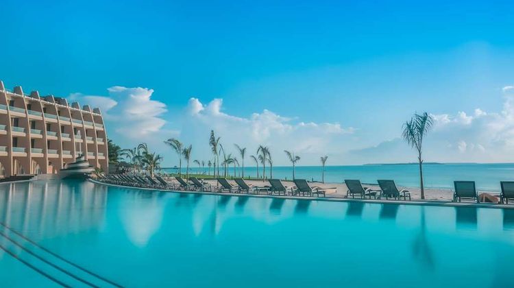 Ramada Resort by Wyndham Dar Es Salaam Pool