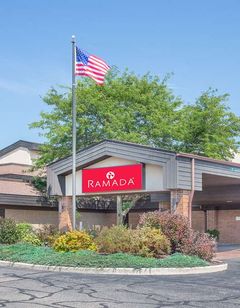 Ramada Waupaca