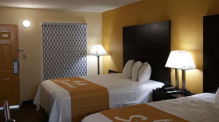 Days Inn Room