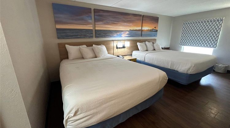 Days Inn Room