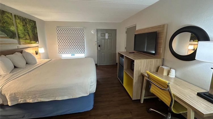 Days Inn Room