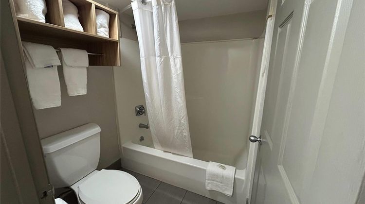 Days Inn Room