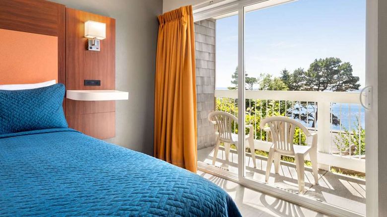 <b>Travelodge Depoe Bay Suite</b>. Images powered by <a href="https://iceportal.shijigroup.com/" title="IcePortal" target="_blank">IcePortal</a>.