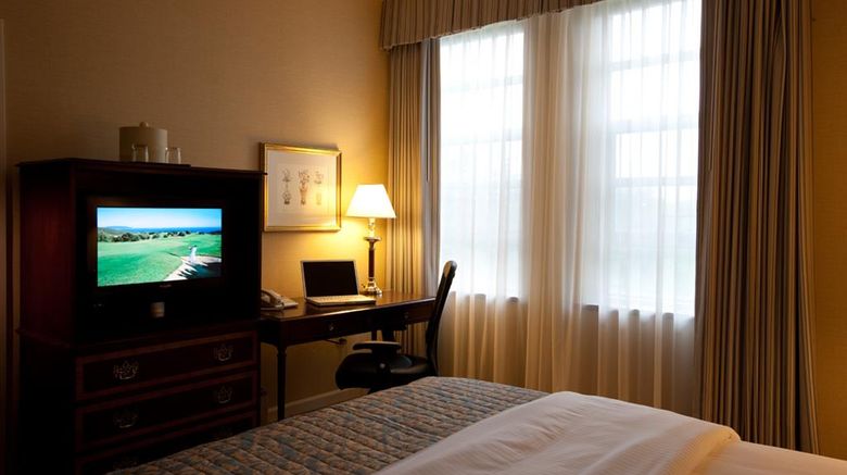 <b>Bolger Center Hotel & Conference Center Room</b>. Images powered by <a href="https://iceportal.shijigroup.com/" title="IcePortal" target="_blank">IcePortal</a>.