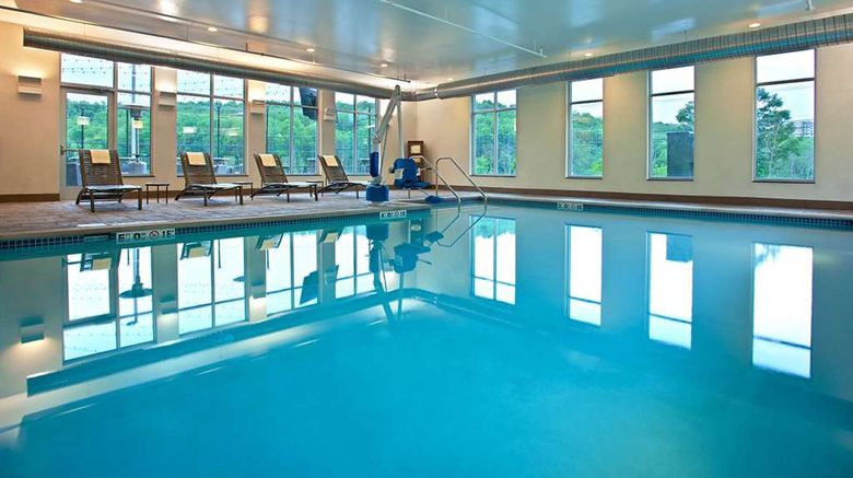 <b>Hyatt Place Pittsburgh South/Meadows Pool</b>. Images powered by <a href="https://iceportal.shijigroup.com/" title="IcePortal" target="_blank">IcePortal</a>.