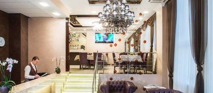 Bonapart Hotel Lobby