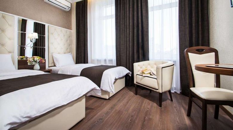 <b>Bonapart Hotel Suite</b>. Images powered by <a href="https://iceportal.shijigroup.com/" title="IcePortal" target="_blank">IcePortal</a>.