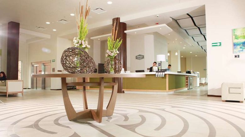 <b>Hampton Inn & Suites Aguascalient Lobby</b>. Images powered by <a href="https://iceportal.shijigroup.com/" title="IcePortal" target="_blank">IcePortal</a>.