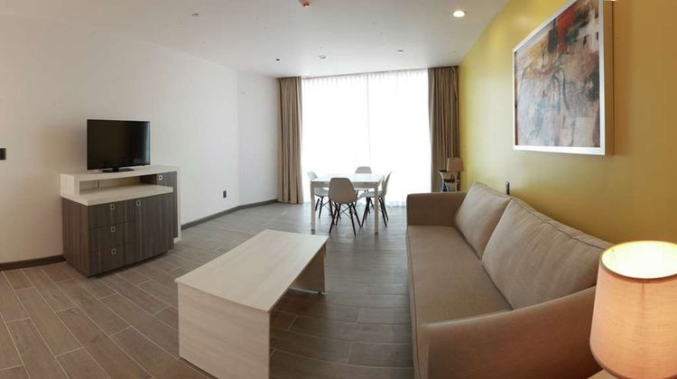 Hampton Inn & Suites Aguascalient Other