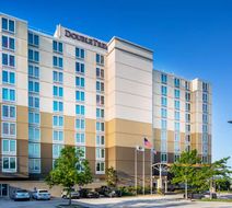 DoubleTree by Hilton Hotel Biloxi Exterior