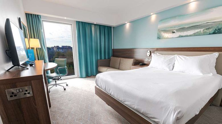 <b>Hampton by Hilton Bournemouth Room</b>. Images powered by <a href="https://iceportal.shijigroup.com/" title="IcePortal" target="_blank">IcePortal</a>.