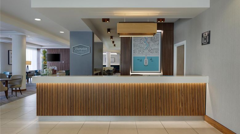 <b>Hampton by Hilton Bournemouth Lobby</b>. Images powered by <a href="https://iceportal.shijigroup.com/" title="IcePortal" target="_blank">IcePortal</a>.