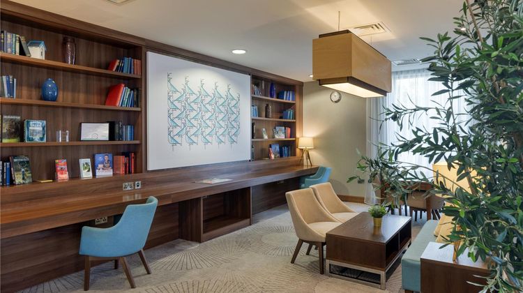 Hampton by Hilton Bournemouth Lobby