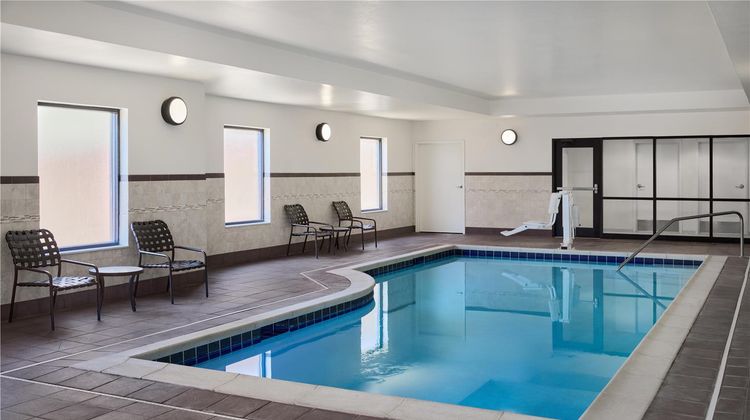 Hampton Inn Poplar Bluff Pool