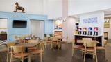 <b>Hampton Inn Poplar Bluff Restaurant</b>. Images powered by <a href="https://iceportal.shijigroup.com/" title="IcePortal" target="_blank">IcePortal</a>.