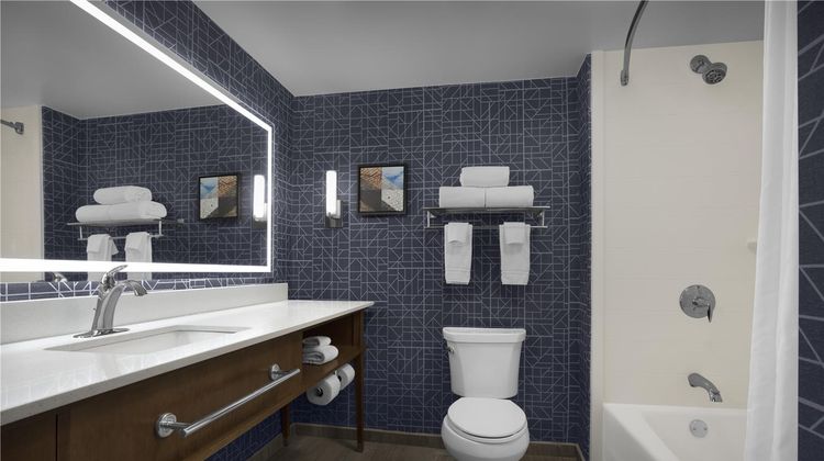 Homewood Suites Washington, DC North Room