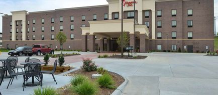 Hampton Inn Omaha Midtown-Aksarben Area Exterior