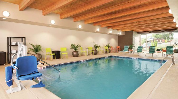 Home2 Suites by Hilton St. Louis Pool