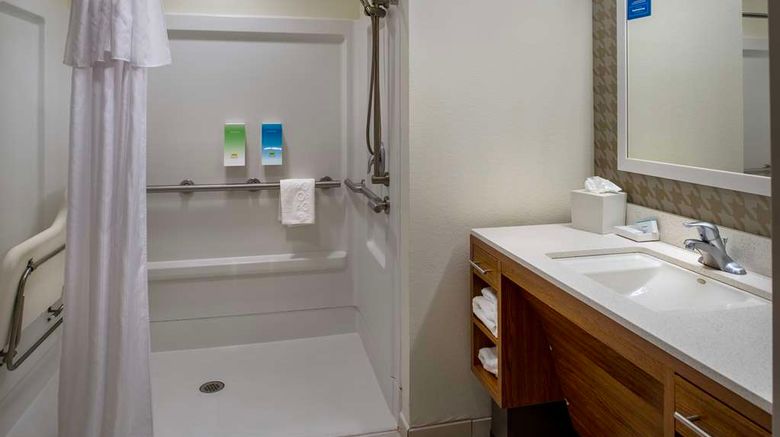 <b>Home2 Suites by Hilton St. Louis Room</b>. Images powered by <a href="https://iceportal.shijigroup.com/" title="IcePortal" target="_blank">IcePortal</a>.