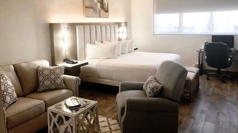 <b>San Juan Airport Hotel Suite</b>. Images powered by <a href="https://iceportal.shijigroup.com/" title="IcePortal" target="_blank">IcePortal</a>.