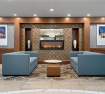 Hampton Inn & Suites Cincinnati-Downtown Lobby