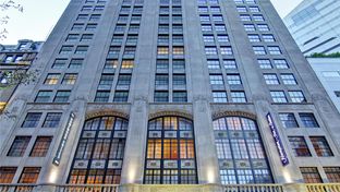 Hampton Inn & Suites Cincinnati-Downtown