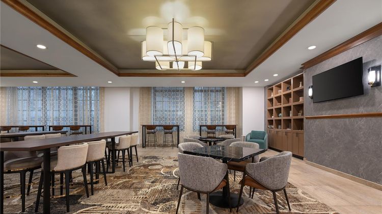 Hampton Inn & Suites Cincinnati-Downtown Restaurant