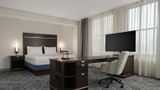 Hampton Inn & Suites Cincinnati-Downtown Room
