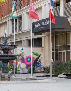 Hampton Inn & Suites Roanoke-Downtown
