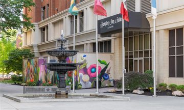 Hampton Inn & Suites Roanoke-Downtown