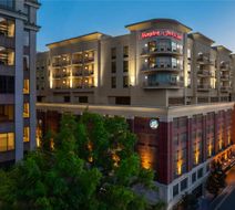 Hampton Inn & Suites Roanoke-Downtown Exterior
