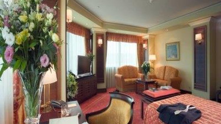 Grand Hotel Sofia Suite