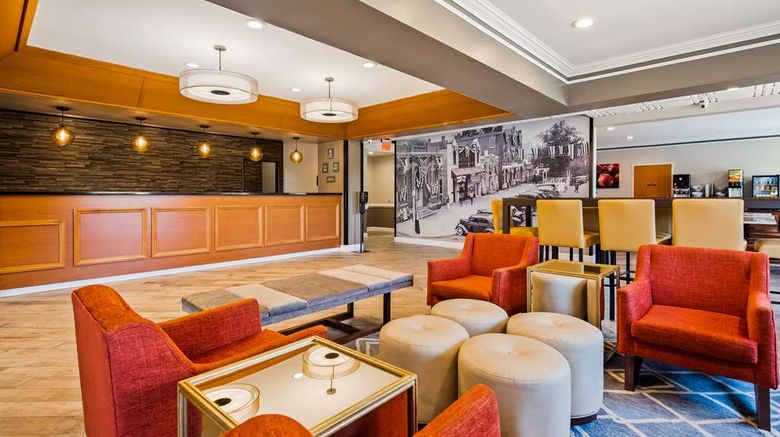 <b>Best Western Denton Inn Lobby</b>. Images powered by <a href="https://iceportal.shijigroup.com/" title="IcePortal" target="_blank">IcePortal</a>.