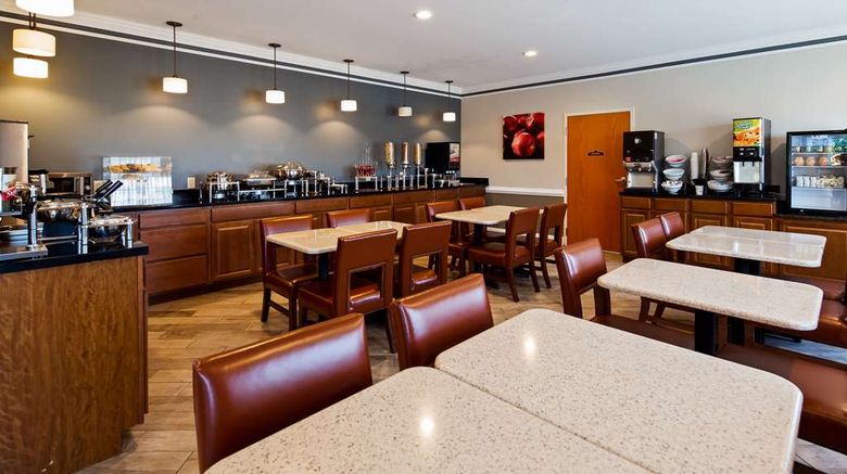 <b>Best Western Denton Inn Restaurant</b>. Images powered by <a href="https://iceportal.shijigroup.com/" title="IcePortal" target="_blank">IcePortal</a>.