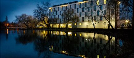 Best Western Plus Lakeside Hotel Exterior