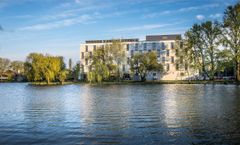 Best Western Plus Lakeside Hotel