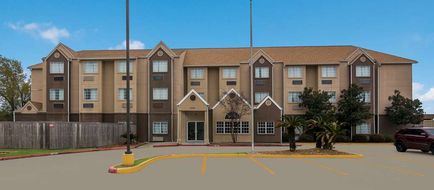 Americas Best Value Inn & Suites Exterior