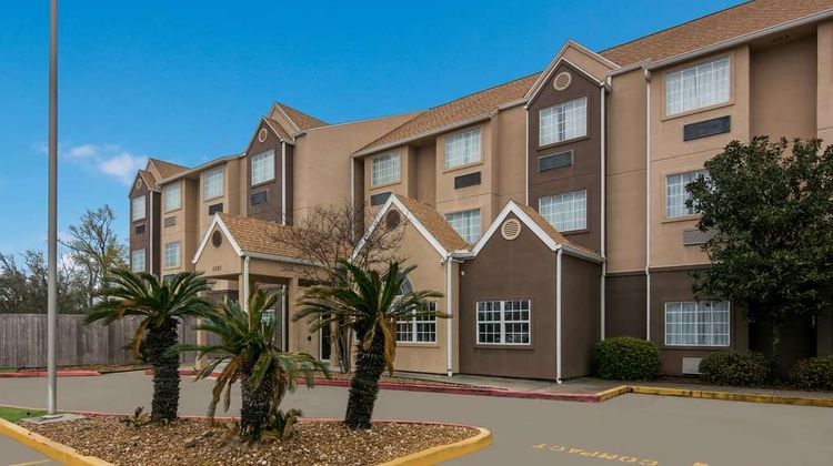 Americas Best Value Inn & Suites Exterior