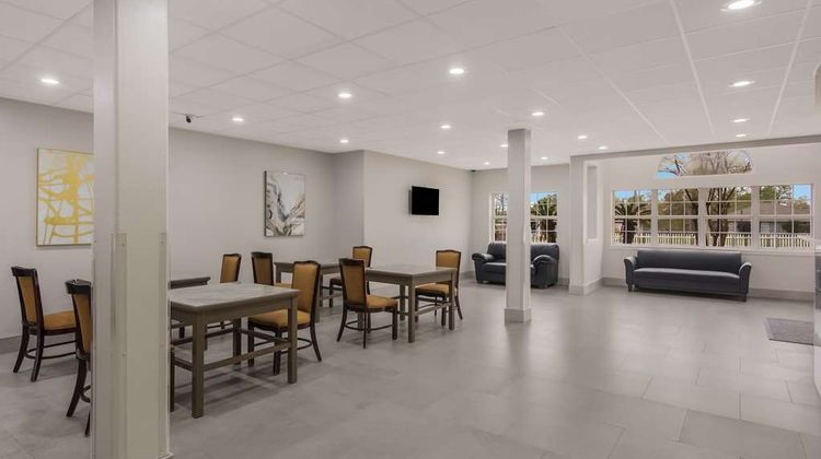 Americas Best Value Inn & Suites Lobby