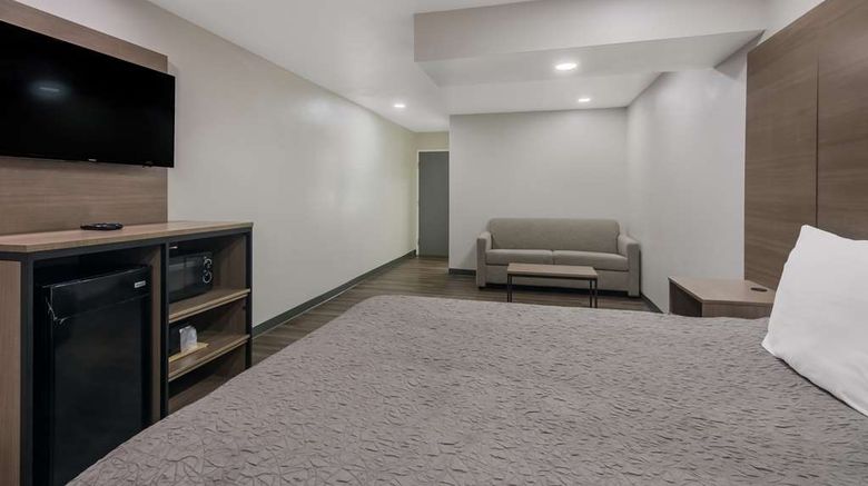 <b>Americas Best Value Inn & Suites Suite</b>. Images powered by <a href="https://iceportal.shijigroup.com/" title="IcePortal" target="_blank">IcePortal</a>.