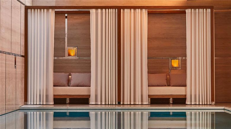 <b>The Berkeley Pool</b>. Images powered by <a href="https://iceportal.shijigroup.com/" title="IcePortal" target="_blank">IcePortal</a>.