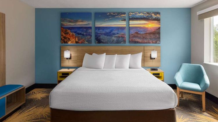 Days Inn Williams Room