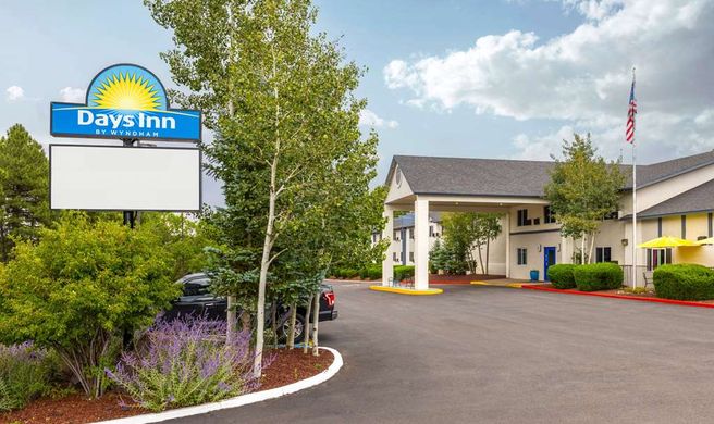 Days Inn Williams Exterior